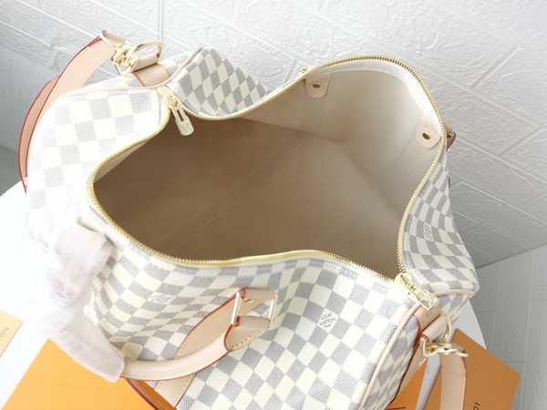 ルイヴィトンバッグ着用イメージ